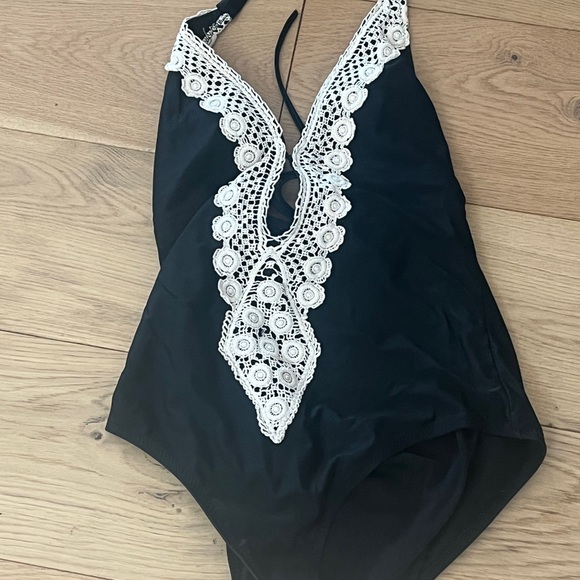 Other - Women’s Black and White One Piece Swimsuit